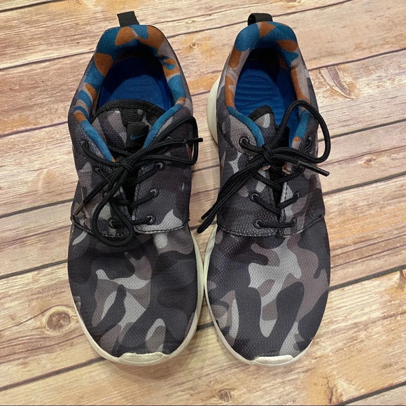 Nike Roshe Camo - Picture 3 of 6
